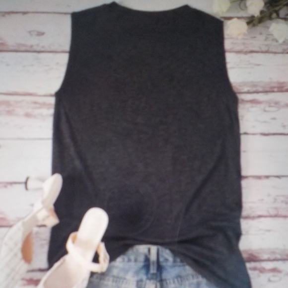 Gray "Dogs Out" Tee Shirt - Picture 2 of 8